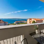 Appartement Livaja *